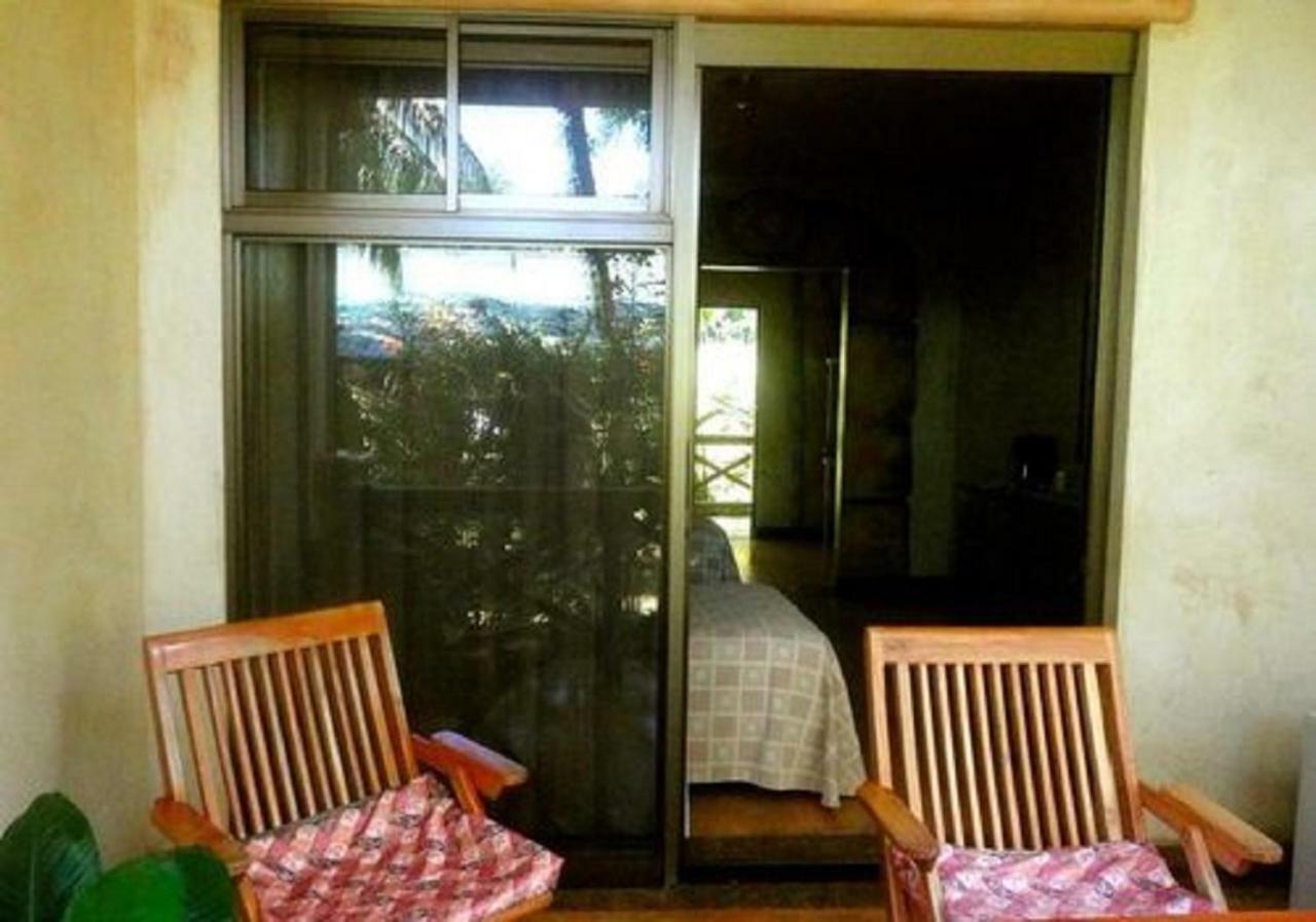 Hotel Roca Verde Beachfront 푼타레나스 외부 사진